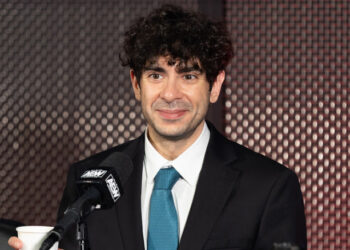 TONY KHAN REVELA PROGRESO EN LAS NEGOCIACIONES CON WARNER BROS. DISCOVERY Y POSIBILIDAD DE INCLUIR A ROH EN LOS ACUERDOS DE TRANSMISIÓN 1 SOLSTICIO DE INVIERNO 2023: MARCA EL COMIENZO DE LA TEMPORADA MÁS FRÍA DEL AÑO