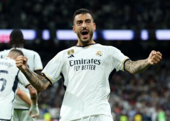 JOSÉLU Y CINCO CANTERANOS AL RESCATE: REAL MADRID ENFRENTARÁ AL ALAVÉS CON OCHO BAJAS EN IMPORTANTE DUELO EN MENDIZORROZA