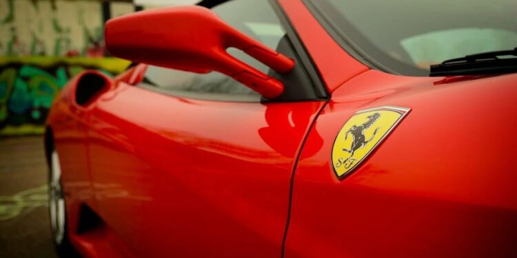 FERRARI REVOLUCIONA EL MUNDO DEL AUTOMÓVIL CON SU PATENTE: EL MOTOR DE RUEDA ELÉCTRICO 1 FERRARI REVOLUCIONA EL MUNDO DEL AUTOMÓVIL CON SU PATENTE: EL MOTOR DE RUEDA ELÉCTRICO