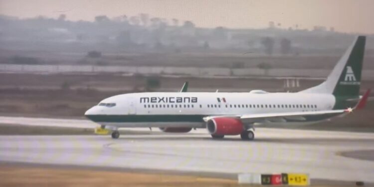 REVOLUCIÓN EN LOS CIELOS: MEXICANA DE AVIACIÓN DESPEGA CON INTRIGAS Y DESAFÍOS 1 REVOLUCIÓN EN LOS CIELOS: MEXICANA DE AVIACIÓN DESPEGA CON INTRIGAS Y DESAFÍOS