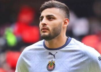 CRUZ AZUL EN CAMINO A UNA RENOVACIÓN HISTÓRICA: SANTIAGO GIMÉNEZ REVELA CONVERSACIONES CON ALEXIS VEGA