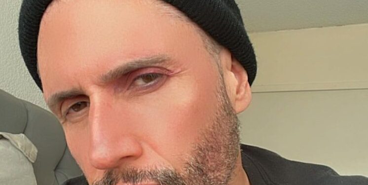 TRÁGICA PARTIDA DE RODRIGO MARÍN, EL DESTACADO MAQUILLISTA DE 'CUÉNTAMELO YA' 1 TRÁGICA PARTIDA DE RODRIGO MARÍN, EL DESTACADO MAQUILLISTA DE ‘CUÉNTAMELO YA’