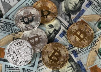 IMPACTANTE CAÍDA DEL 30% EN LAS GANANCIAS DE LOS MINEROS DE BITCOIN: ¿FIN DE LA RACHA DE PROSPERIDAD?