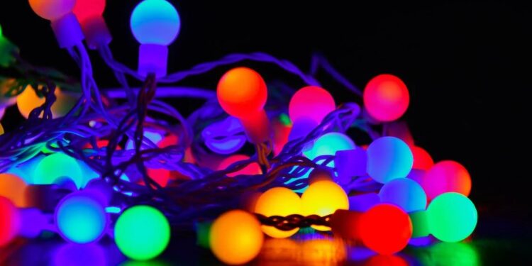 ¡ALERTA! BOMBEROS ADVIERTEN SOBRE EL RIESGO DE SOBRECARGAR ENCHUFES DURANTE LAS CELEBRACIONES NAVIDEÑAS 1 ¡ALERTA! BOMBEROS ADVIERTEN SOBRE EL RIESGO DE SOBRECARGAR ENCHUFES DURANTE LAS CELEBRACIONES NAVIDEÑAS