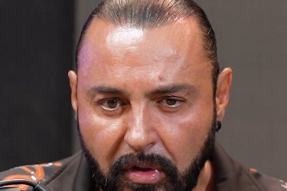 KONNAN INTENTÓ SABOTEAR MI CARRERA, AFIRMA LATIN LOVER: UN RELATO IMPACTANTE DE ABUSO Y SUPERACIÓN 1 KONNAN INTENTÓ SABOTEAR MI CARRERA, AFIRMA LATIN LOVER: UN RELATO IMPACTANTE DE ABUSO Y SUPERACIÓN
