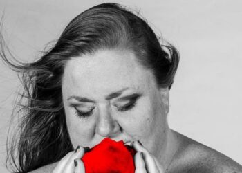 LAMENTAN EL INESPERADO ADIÓS DE ITZIAR CASTRO, LA ESTRELLA DE “VIS A VIS”, QUE PERDIÓ LA VIDA DURANTE UN ENSAYO EN LA PISCINA