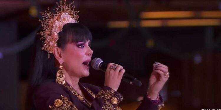 MARIBEL GUARDIA, EN UNA CONMOVEDORA E INTERPRETACIÓN, ROMPE EN LLANTO FRENTE A LA VIRGEN DE GUADALUPE 1 MARIBEL GUARDIA, EN UNA CONMOVEDORA E INTERPRETACIÓN, ROMPE EN LLANTO FRENTE A LA VIRGEN DE GUADALUPE