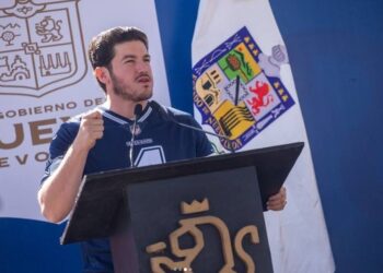 PROMETE SAMUELSOLUCIONAR PROBLEMA DE CONTAMINACIÓN