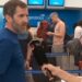 TURISTA CALIFORNIANO SORPRENDE EN AEROPARQUE CON IMPACTANTE PARECIDO A STEVE CARELL 7 TURISTA CALIFORNIANO SORPRENDE EN AEROPARQUE CON IMPACTANTE PARECIDO A STEVE CARELL