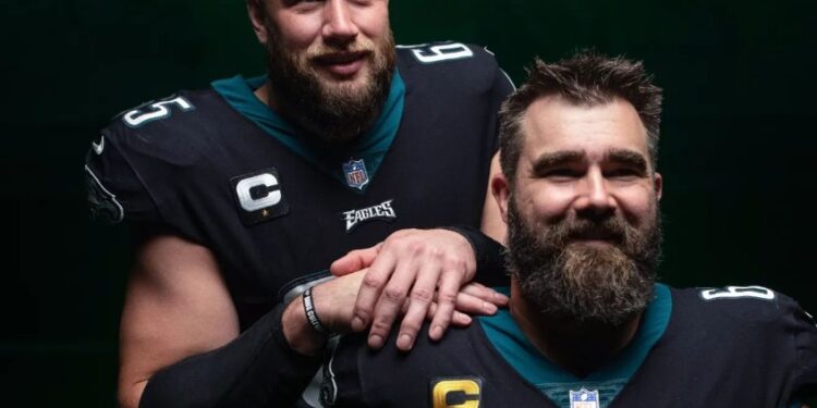 JASON KELCE, UNA LEYENDA EN EL FÚTBOL AMERICANO, ANUNCIA SU RETIRO TRAS 13 TEMPORADAS CON LOS PHILADELPHIA EAGLES 1 JASON KELCE, UNA LEYENDA EN EL FÚTBOL AMERICANO, ANUNCIA SU RETIRO TRAS 13 TEMPORADAS CON LOS PHILADELPHIA EAGLES