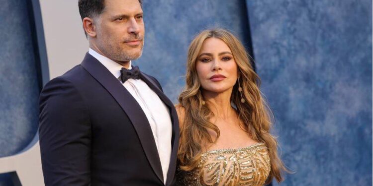 SOFÍA VERGARA DESVELA LOS DETALLES DETRÁS DE SU DIVORCIO CON JOE MANGANIELLO