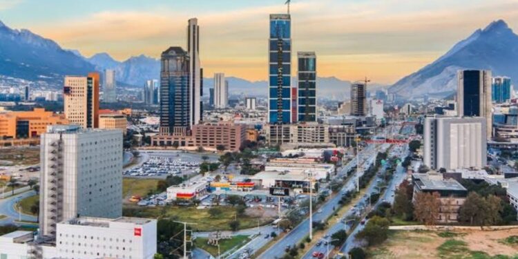 SALE SAN PEDRO DEL TOP 10 DE CIUDADES MÁS SEGURAS DE MÉXICO 1 SALE SAN PEDRO DEL TOP 10 DE CIUDADES MÁS SEGURAS DE MÉXICO