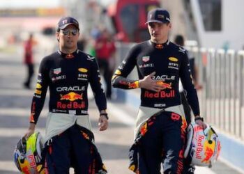 MAX VERSTAPPEN APRENDE DE MICHAEL SCHUMACHER: UNA LECCIÓN SOBRE DOMINIO EN LA FÓRMULA 1