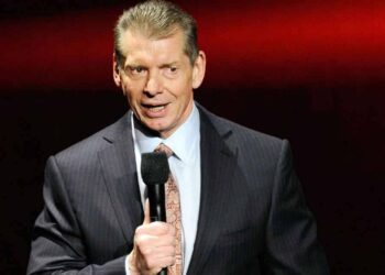 ESCÁNDALO EN LA WWE: EX EMPLEADA DEMANDA A MCMAHON POR CONDUCTA INAPROPIADA