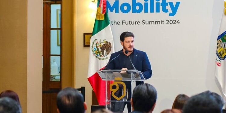 PROMUEVE SAMUEL INICIATIVAS PARA REUBICAR REFINERÍA DE CADEREYTA