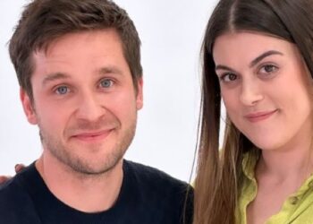 DEVON WERKHEISER Y LINDSEY SHAW, ‘NED’ Y ‘MOZE’, ANUNCIAN EMBARAZO