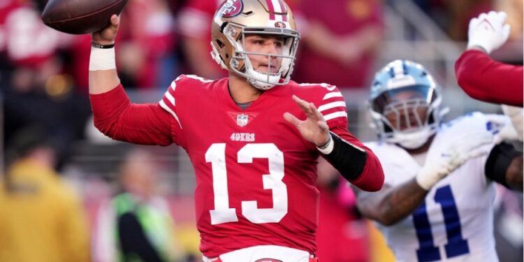 LOS 49ERS CELEBRAN CON REGALOS DE LOS WARRIORS ANTES DEL SUPER BOWL