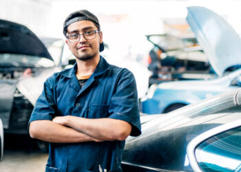 AUMENTO DEL SALARIO MÍNIMO EN MÉXICO: ¿QUIÉNES SE BENEFICIAN?