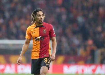 PSG AFRONTA DESAFÍOS INESPERADOS EN EL MERCADO DE FICHAJES DE INVIERNO