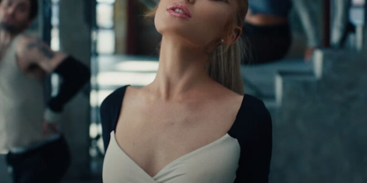 EL REGRESO TRIUNFAL DE ARIANA GRANDE: LANZA SU NUEVO SENCILLO Y VIDEO 'YES, AND?' 1 EL REGRESO TRIUNFAL DE ARIANA GRANDE: LANZA SU NUEVO SENCILLO Y VIDEO ‘YES, AND?’