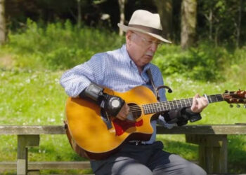 GYROGLOVE: UN AVANCE REVOLUCIONARIO EN EL TRATAMIENTO DEL PARKINSON PRESENTADO EN CES 2024