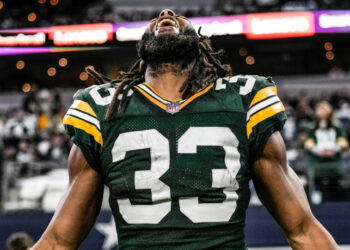 GREEN BAY PACKERS: MÁS QUE UN EQUIPO, UNA LECCIÓN DE TRABAJO EN EQUIPO Y RESILIENCIA