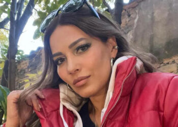 ADRIANA FONSECA EXPONE INCIDENTE CON CONDUCTOR DE UBER EN UN IMPACTANTE VIDEO EN VIVO