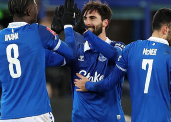EVERTON Y NOTTINGHAM FOREST AVANZAN EN LA FA CUP TRAS DUELOS DE DESEMPATE