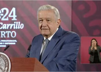 CORRIGE AMLO LA PLANA: ‘NO FUE RESCATE DE MIGRANTES; CAPTORES LOS DEJARON LIBRES’