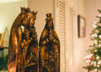 CONOCE EL SECRETO PARA QUE TUS HIJOS CHARLEN EN VIDEOLLAMADA CON LOS REYES MAGOS Y VIVAN UNA NAVIDAD INOLVIDABLE!