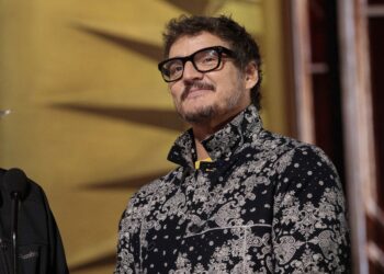 PEDRO PASCAL ENFRENTA UNA ENCARNIZADA BATALLA EN LOS SAG AWARDS: ¿LOGRARÁ ALCANZAR LA VICTORIA?