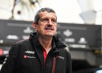 HAAS F1 ANUNCIA CAMBIOS DRÁSTICOS: STEINER SALE Y KOMATSU TOMA EL MANDO