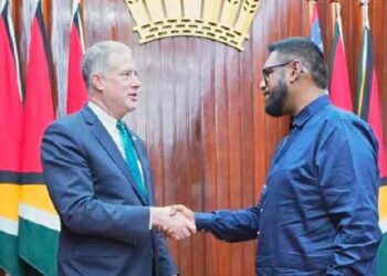 GUYANA BUSCA APOYO ESTRATÉGICO DE ESTADOS UNIDOS ANTE CRECIENTES AMENAZAS DE VENEZUELA: UN IMPULSO HACIA UNA DEFENSA MODERNA Y SOSTENIBLE