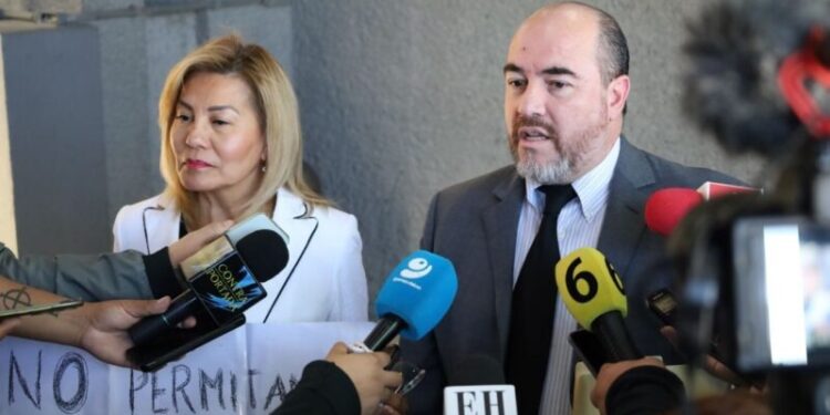 EXIGE MC TOMAR PROTESTA A DIPUTADOS SUPLENTES