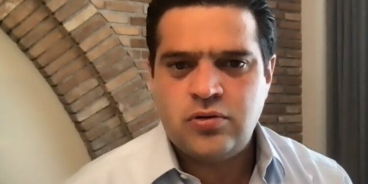 INVESTIGA FGR A PACO CIENFUEGOS POR TRANSFERENCIAS AL EXTRANJERO E INGRESOS MILLONARIOS 1 INVESTIGA FGR A PACO CIENFUEGOS POR TRANSFERENCIAS AL EXTRANJERO E INGRESOS MILLONARIOS