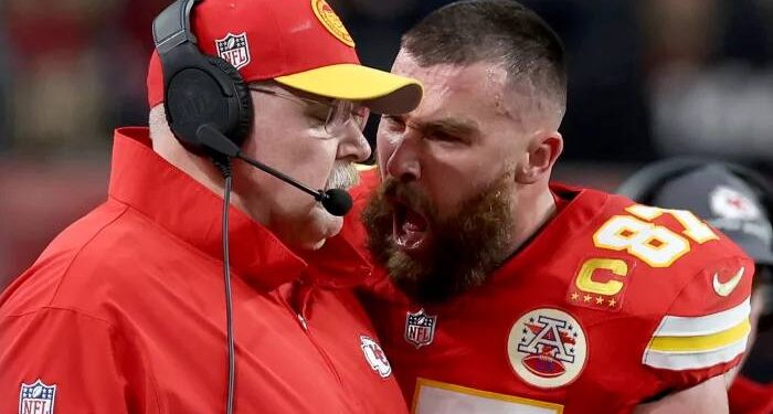 TRAVIS KELCE DEMUESTRA SU FRUSTRACIÓN EN EL SUPER BOWL: ALTERCADO CON ANDY REID