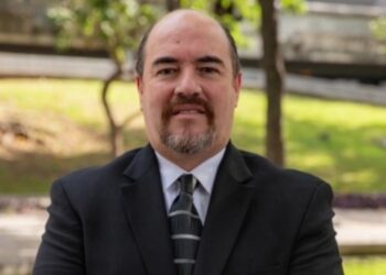 ORDENA TEPJF TOMAR PROTESTA A SUPLENTE DE MC