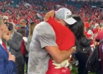 TRAVIS KELCE: ENTRE VICTORIAS Y CONTROVERSIAS EN SU VIDA AMOROSA