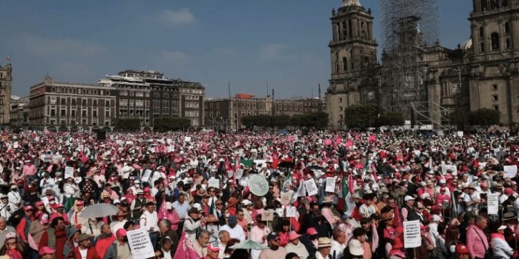 MARCHAN POR LA DEMOCRACIA... Y CONTRA REFORMAS DE AMLO 1 MARCHAN POR LA DEMOCRACIA… Y CONTRA REFORMAS DE AMLO