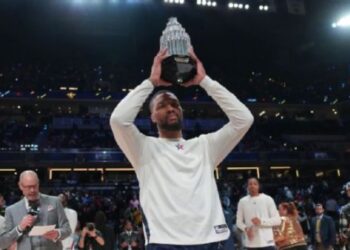 DAMIAN LILLARD DE LOS BUCKS BRILLA COMO MVP EN EL ALL-STAR GAME DE LA NBA