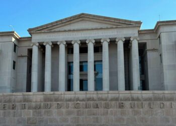 FALLO HISTÓRICO DE LA CORTE SUPREMA DE ALABAMA SOBRE EMBRIONES CONGELADOS PODRÍA AFECTAR TRATAMIENTOS DE FERTILIZACIÓN IN VITRO, ADVIERTEN CRÍTICOS 1 FALLO HISTÓRICO DE LA CORTE SUPREMA DE ALABAMA SOBRE EMBRIONES CONGELADOS PODRÍA AFECTAR TRATAMIENTOS DE FERTILIZACIÓN IN VITRO, ADVIERTEN CRÍTICOS