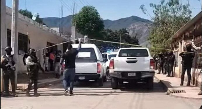 MASACRE EN ACULTZINGO: 7 VÍCTIMAS, ENTRE ELLAS 2 MUJERES, EN HORRIBLE ATAQUE ARMADO 1 MASACRE EN ACULTZINGO: 7 VÍCTIMAS, ENTRE ELLAS 2 MUJERES, EN HORRIBLE ATAQUE ARMADO