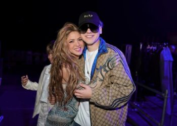 BIZARRAP Y SHAKIRA ANUNCIAN COLABORACIÓN EXPLOSIVA EN LOS PREMIOS LO NUESTRO