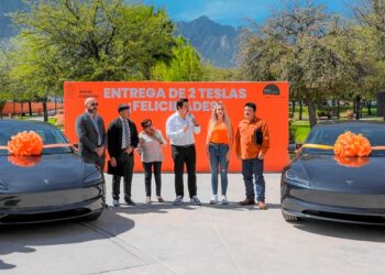 ENTREGA NAVA 2 TESLA A CONTRIBUYENTES CUMPLIDOS