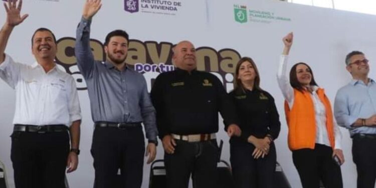 HACE ROCCO EQUIPO CON GOBERNADOR