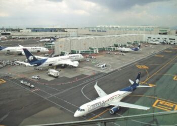 CANCELACIÓN DE VUELOS EN EL AICM POR ACTIVIDAD DEL POPOCATÉPETL