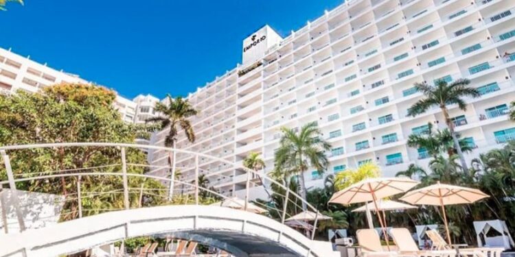 EL REGRESO DEL CHAVO DEL 8 A ACAPULCO: EL HOTEL EMPORIO RECREA LA HISTORIA PARA LA BIOSERIE 1 EL REGRESO DEL CHAVO DEL 8 A ACAPULCO: EL HOTEL EMPORIO RECREA LA HISTORIA PARA LA BIOSERIE