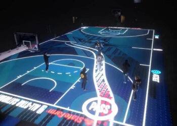 NBA INNOVA CON UNA CANCHA DE CRISTAL PARA EL FIN DE SEMANA DEL ALL-STAR