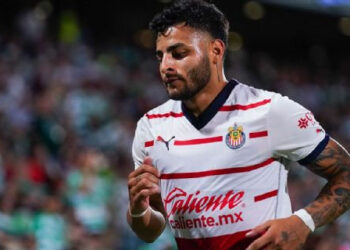 ALEXIS VEGA CONFIESA DETALLES SOBRE SU INDISCIPLINA CON CHIVAS EN EL PODCAST DE JESÚS ‘EL CANELO’ ANGULO