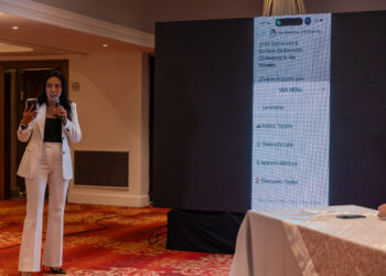 ALE MORALES DESAFÍA BLOQUEO Y PRESENTA PROGRAMA “ALE RESUELVE”